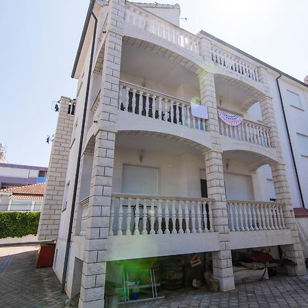 Apartments Lovric تروغير المظهر الخارجي الصورة