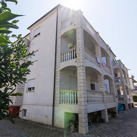 Apartments Lovric تروغير المظهر الخارجي الصورة