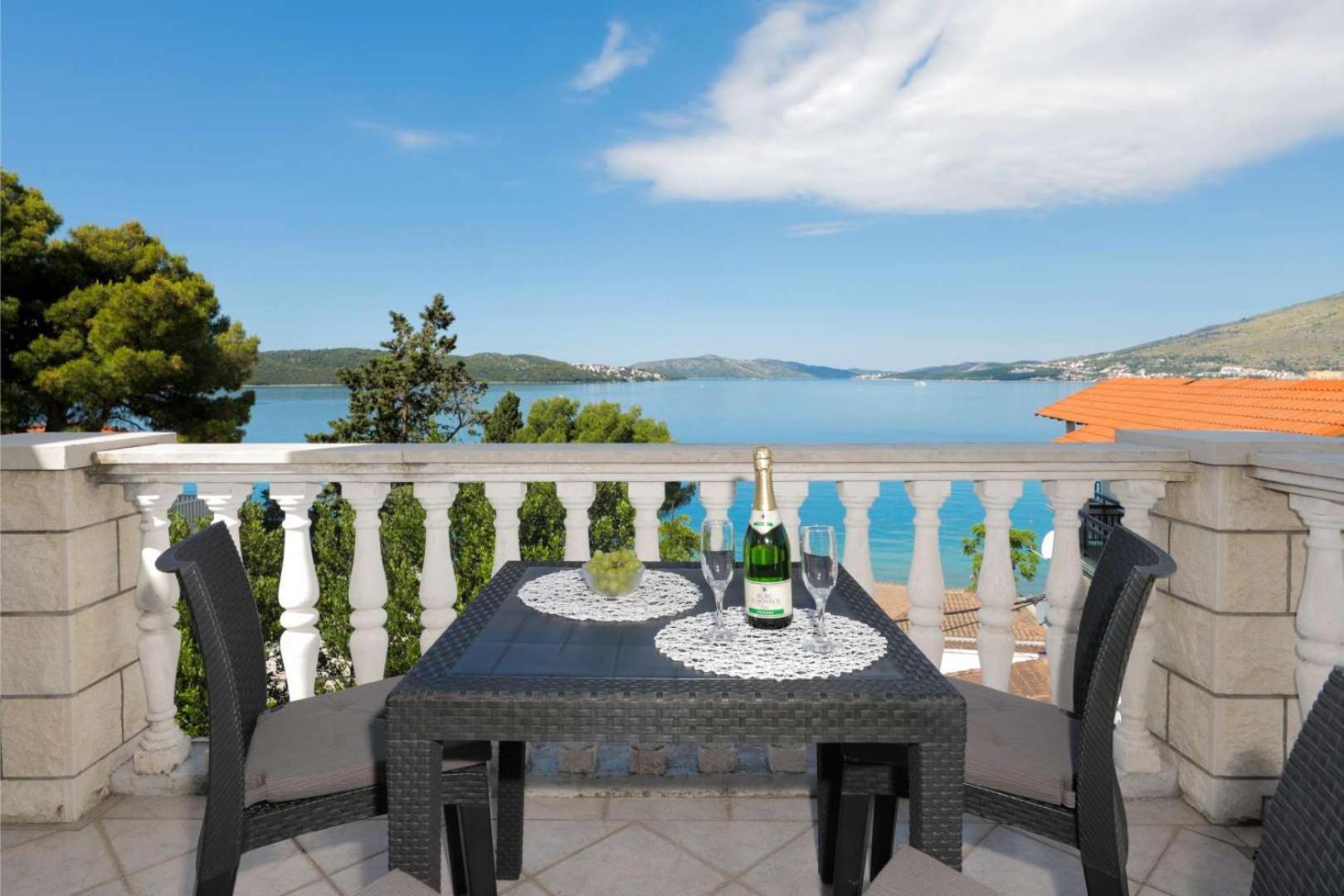 Apartments Lovric تروغير المظهر الخارجي الصورة